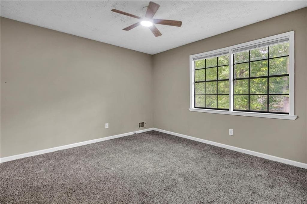 3 bedroom, 3 bathroom, 1,756 sq ft single family residence for sale at 8673 Plumtree Drive, Riverdale, GA 30274 — photo 5