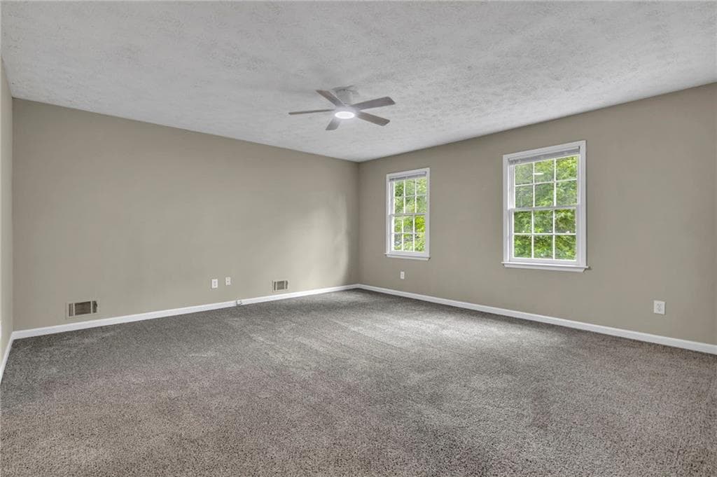 3 bedroom, 3 bathroom, 1,756 sq ft single family residence for sale at 8673 Plumtree Drive, Riverdale, GA 30274 — photo 7