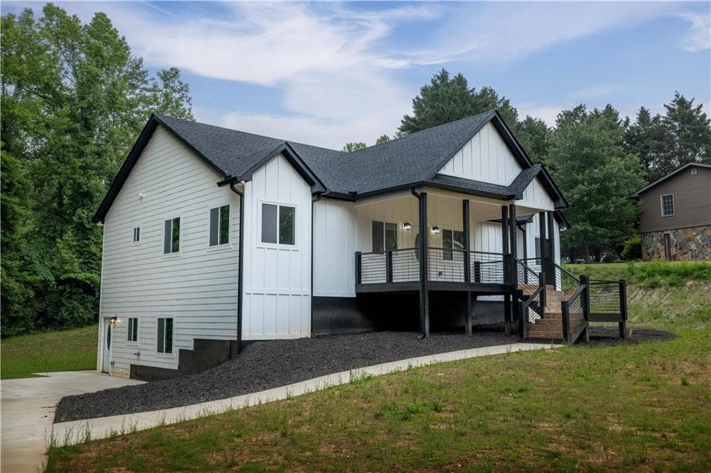 3 bedroom, 3 bathroom, 1,532 sq ft single family residence for sale at 173 Frontier Road, Jasper, GA 30143 — photo 3