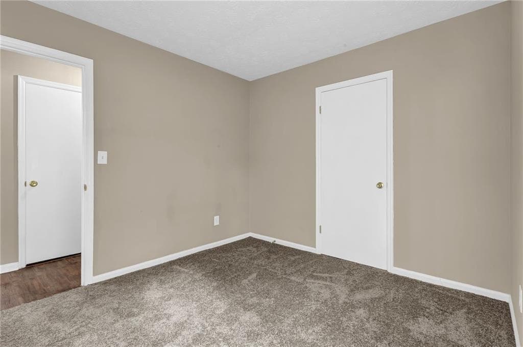 3 bedroom, 2 bathroom, 1,080 sq ft single family residence for sale at 8997 Huntwood Lane, Riverdale, GA 30274 — photo 5