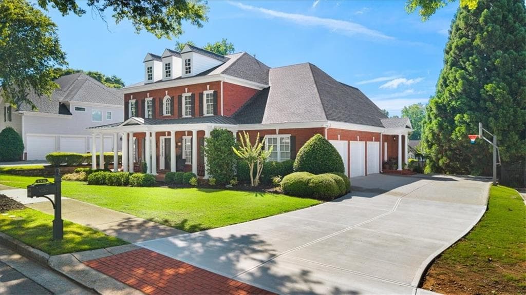5 bedroom, 6 bathroom, 6,800 sq ft single family residence under contract at 4516 Meadow Club Drive, Suwanee, GA 30024 — photo 6