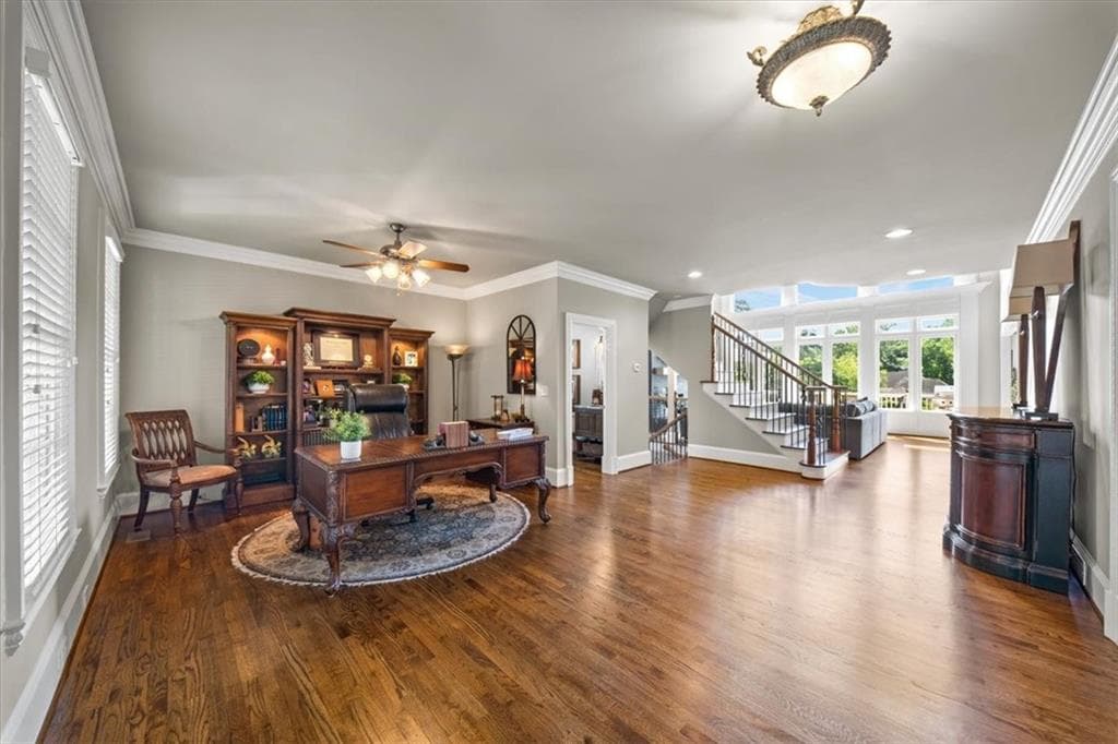 5 bedroom, 6 bathroom, 6,800 sq ft single family residence under contract at 4516 Meadow Club Drive, Suwanee, GA 30024 — photo 8