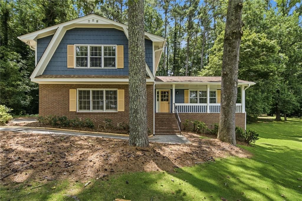 4 bedroom, 3 bathroom, 1,599 sq ft single family residence sold at 1750 Lamancha Drive, Lawrenceville, GA 30044