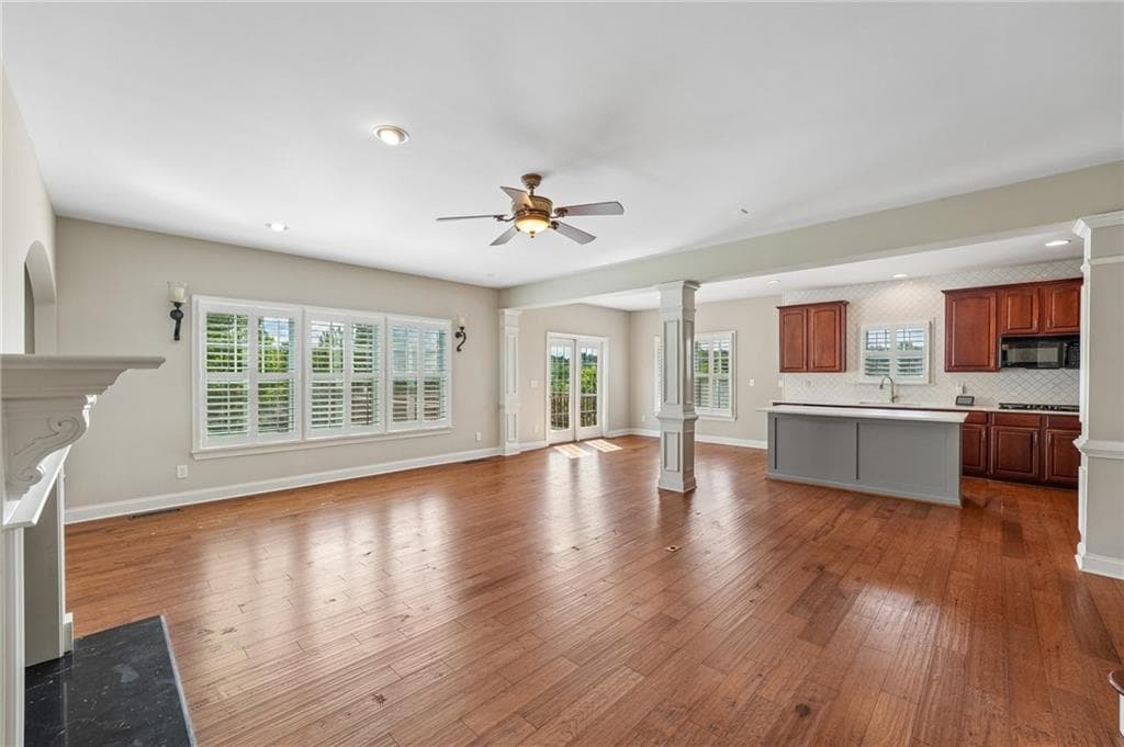 5 bedroom, 5 bathroom, 5,858 sq ft single family residence under contract at 4335 Darian Court, Cumming, GA 30041 — photo 7