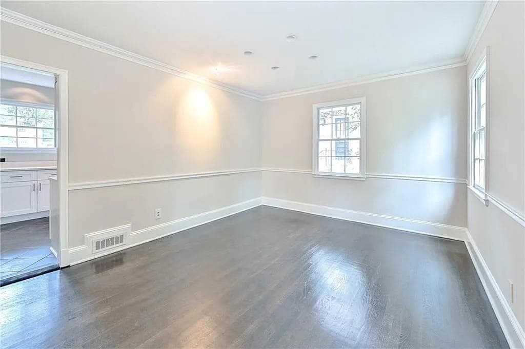 3 bedroom, 2 bathroom, 1,652 sq ft single family residence for rent at 410 Collier Road, Atlanta, GA 30309 for $4,500 a month — photo 8