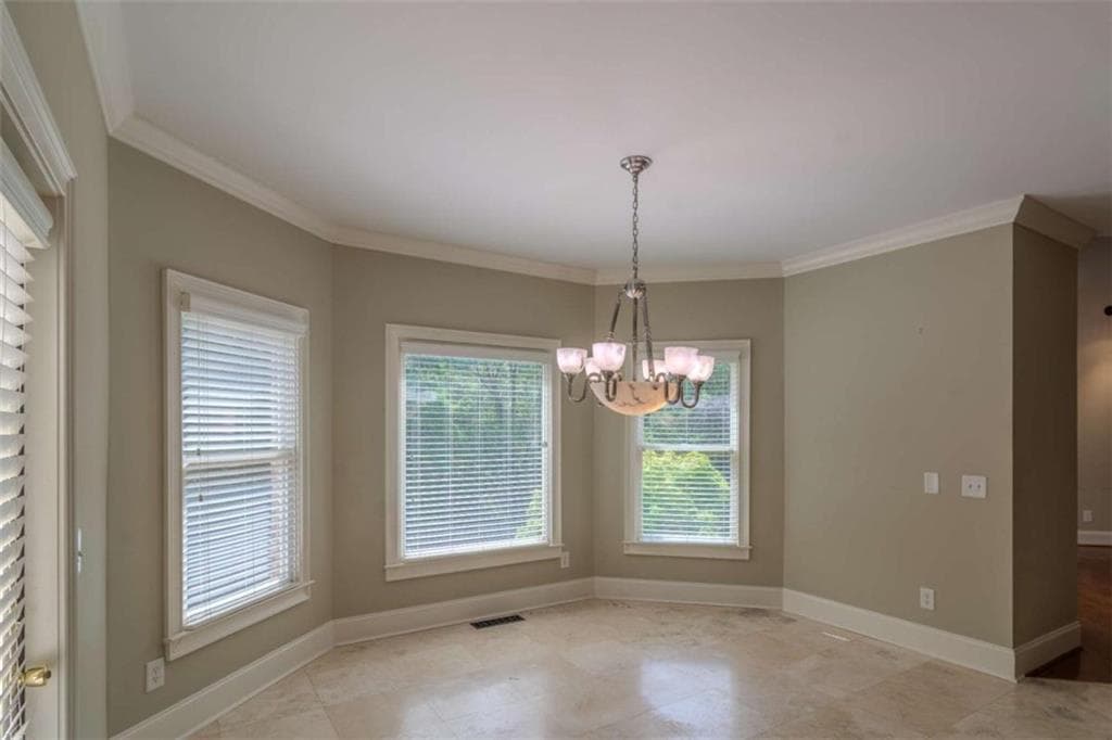 5 bedroom, 6 bathroom, 8,430 sq ft single family residence for sale at 818 Natchez Valley Trace, Grayson, GA 30017 — photo 8