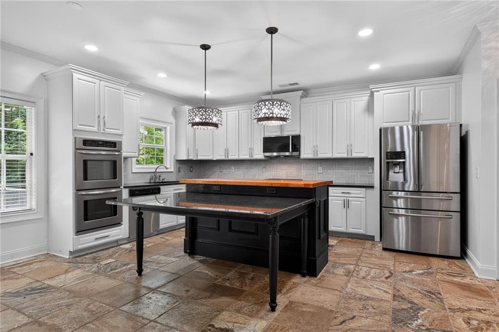 5 bedroom, 5 bathroom, 5,164 sq ft single family residence for rent at 5428 Spelman Drive, South Fulton, GA 30331 for $5,040 a month — photo 4