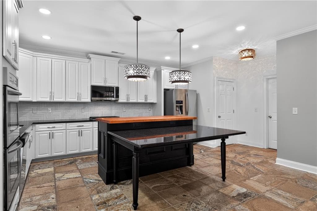 5 bedroom, 5 bathroom, 5,164 sq ft single family residence for rent at 5428 Spelman Drive, South Fulton, GA 30331 for $5,040 a month — photo 5