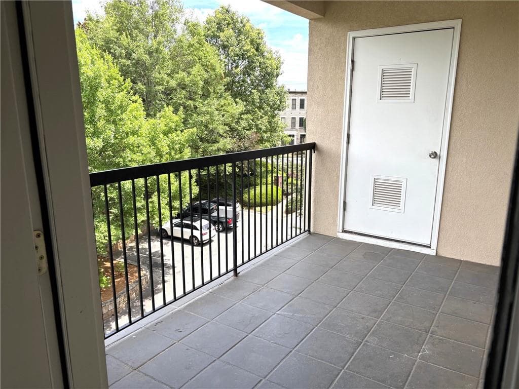 3 bedroom, 2 bathroom, 1,740 sq ft condominium for rent at 3636 Habersham Road 1401, Atlanta, GA 30305 for $2,800 a month — photo 4