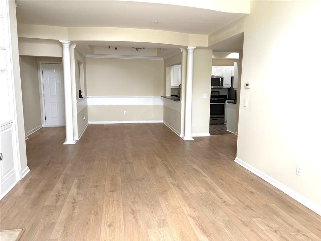3 bedroom, 2 bathroom, 1,740 sq ft condominium for rent at 3636 Habersham Road 1401, Atlanta, GA 30305 for $2,800 a month — photo 5