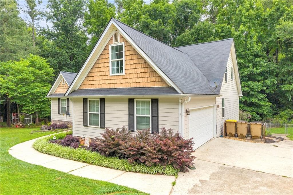 4 bedroom, 4 bathroom, 3,016 sq ft single family residence for sale at 587 J B Owens Road, Bethlehem, GA 30620 — photo 3
