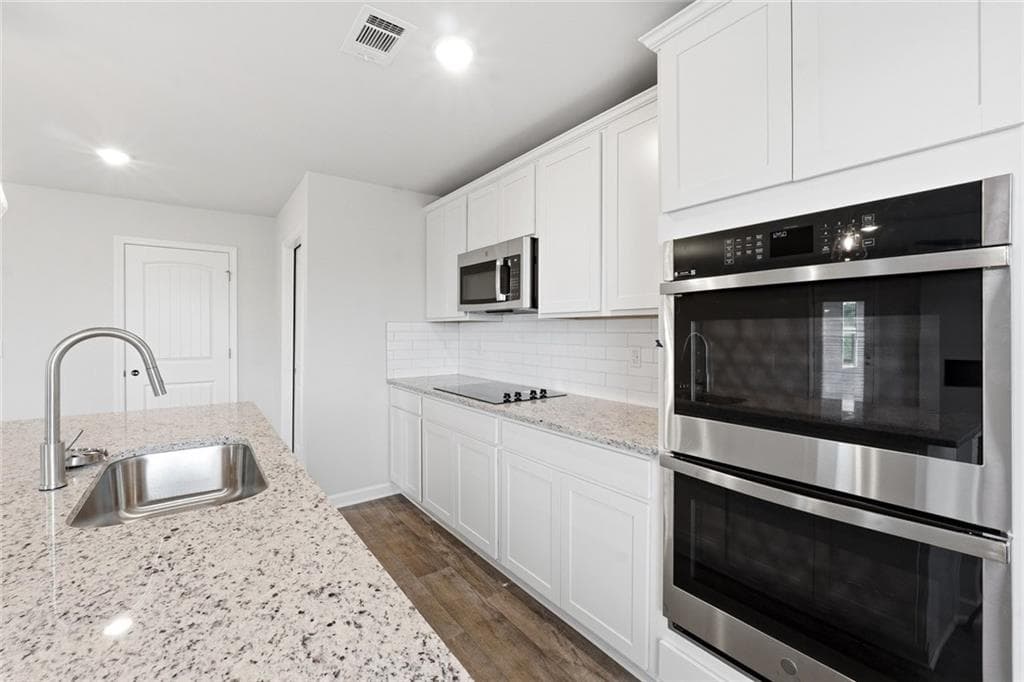 4 bedroom, 4 bathroom, 2,345 sq ft single family residence under contract at 717 Lipizzan Trace, Hogansville, GA 30230 — photo 6