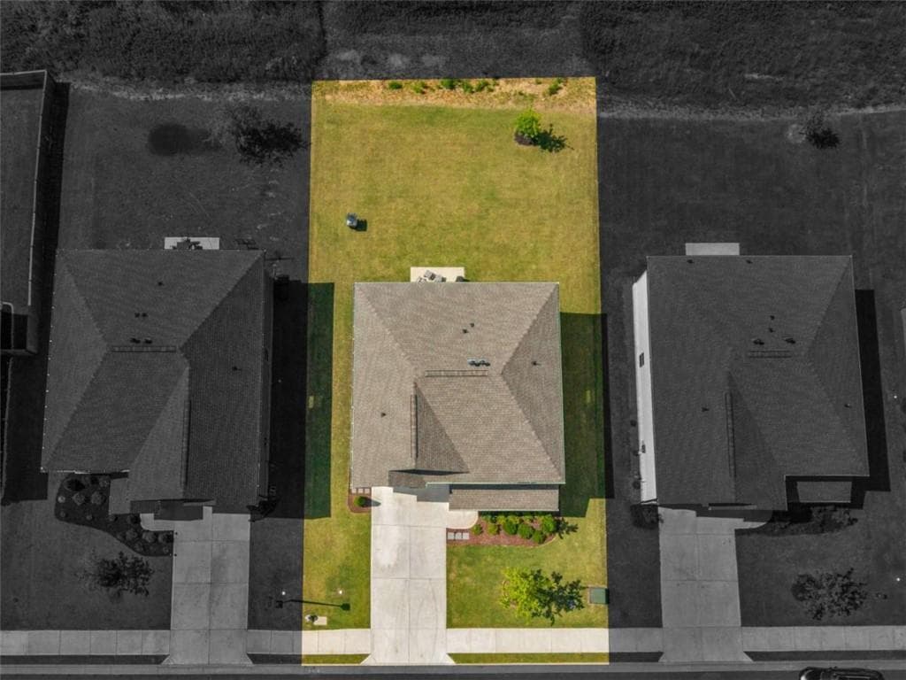 4 bedroom, 4 bathroom, 2,544 sq ft single family residence under contract at 2298 Treaty Lane, Douglasville, GA 30135 — photo 2