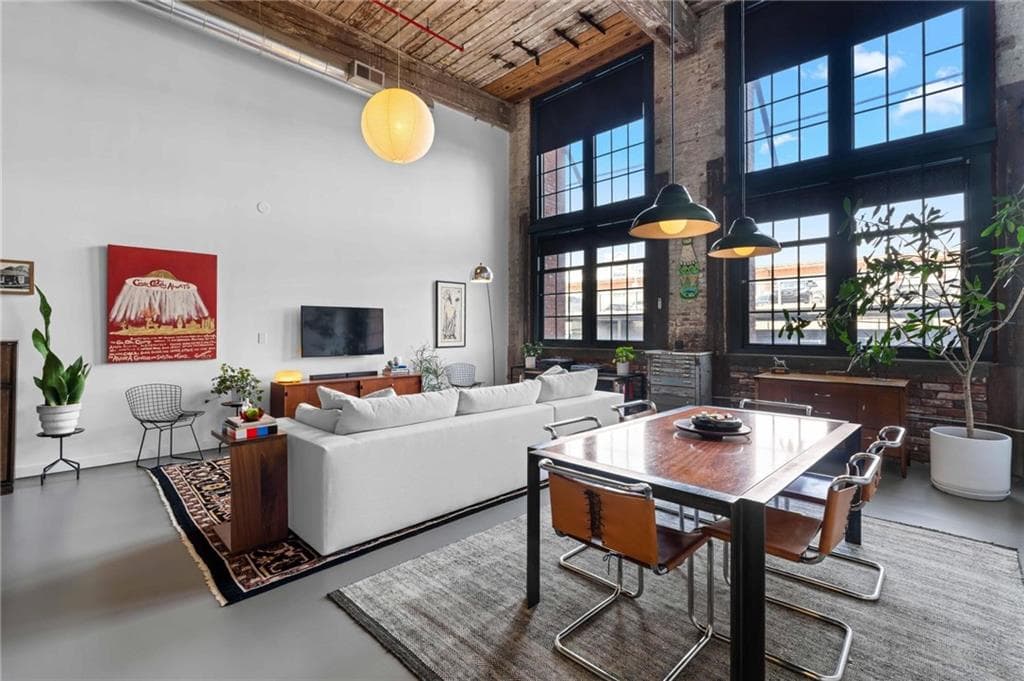 2 bedroom, 2 bathroom, 1,857 sq ft condominium under contract at 170 Boulevard E111, Atlanta, GA 30312 — photo 8