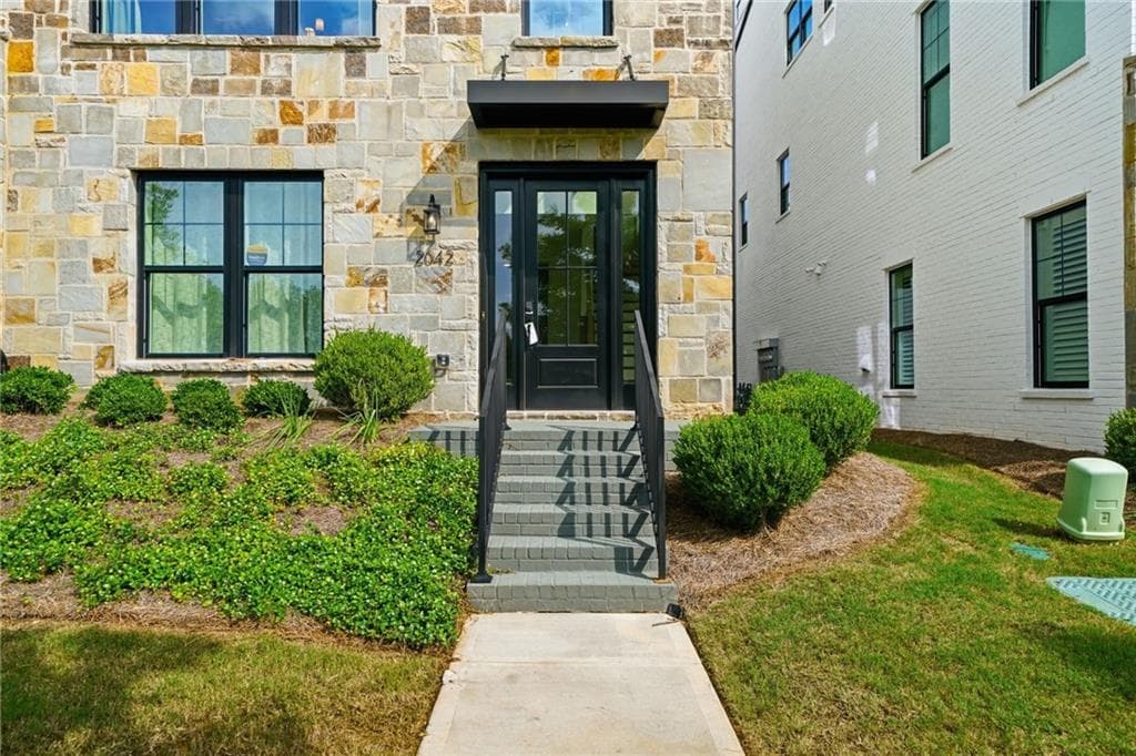 3 bedroom, 5 bathroom, 3,553 sq ft townhouse for rent at 2042 Juliette Avenue, Alpharetta, GA 30009 for $5,650 a month — photo 5