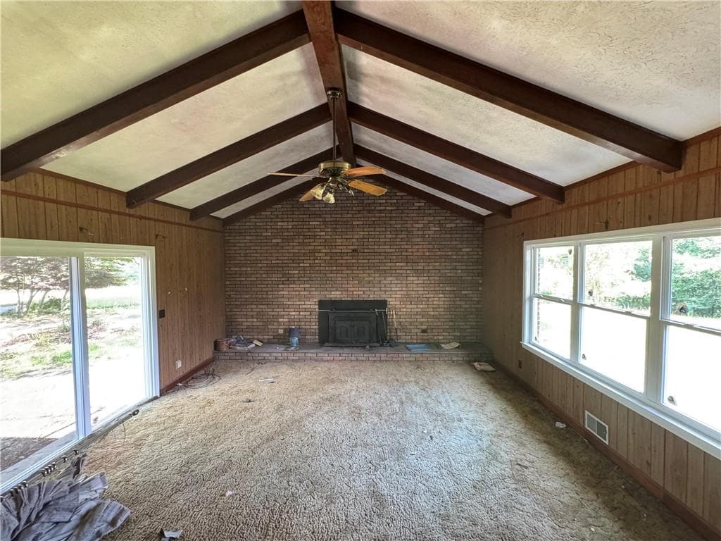 3 bedroom, 2 bathroom, 1,898 sq ft single family residence under contract at 1049 Ben Higgins Road, Dahlonega, GA 30533 — photo 3