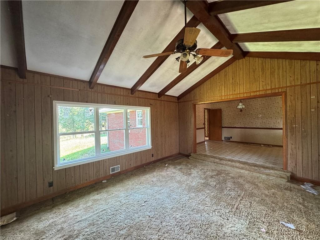 3 bedroom, 2 bathroom, 1,898 sq ft single family residence under contract at 1049 Ben Higgins Road, Dahlonega, GA 30533 — photo 9