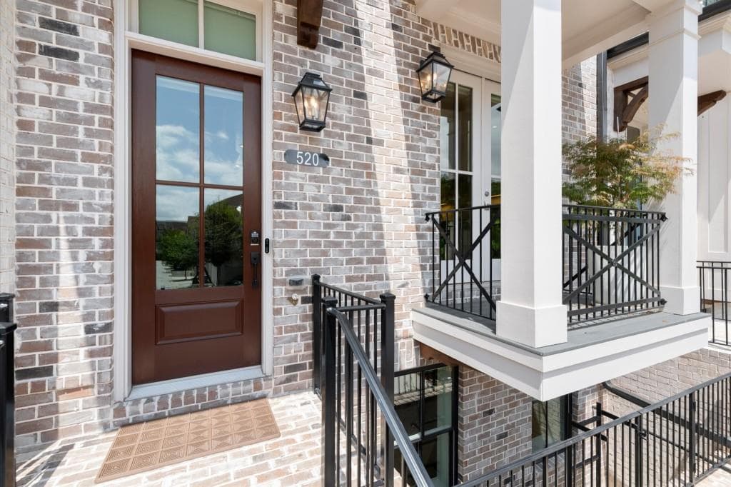 3 bedroom, 4 bathroom, 2,105 sq ft townhouse for sale at 520 Fisher Drive, Alpharetta, GA 30009 — photo 8
