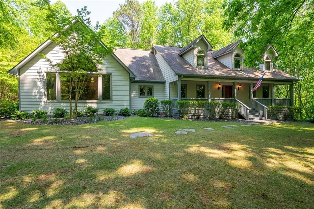 5 bedroom, 4 bathroom, 4,378 sq ft single family residence for sale at 465 Willowbrook Drive, Smyrna, GA 30082
