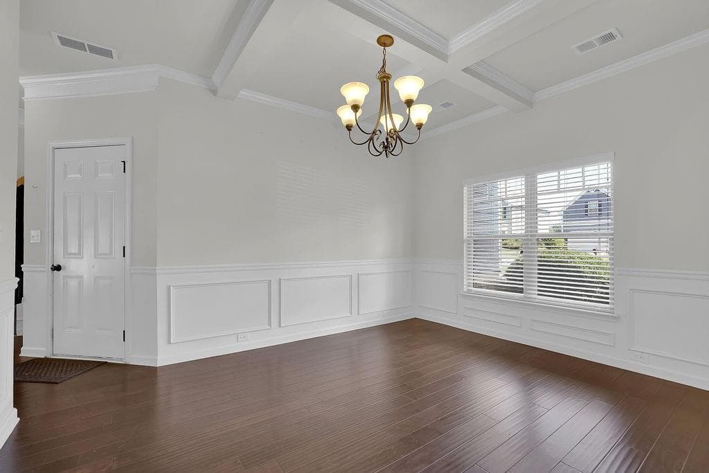 5 bedroom, 4 bathroom, 3,038 sq ft single family residence for sale at 6120 Stillwood Lane, Cumming, GA 30041 — photo 7