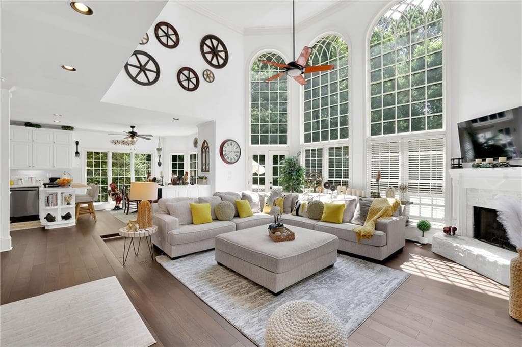 5 bedroom, 4 bathroom, 3,068 sq ft single family residence for sale at 3160 Birchton Street, Johns Creek, GA 30022 — photo 9