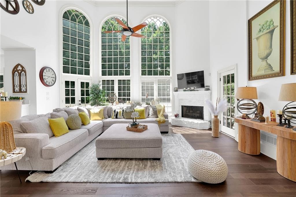 5 bedroom, 4 bathroom, 3,068 sq ft single family residence for sale at 3160 Birchton Street, Johns Creek, GA 30022 — photo 10