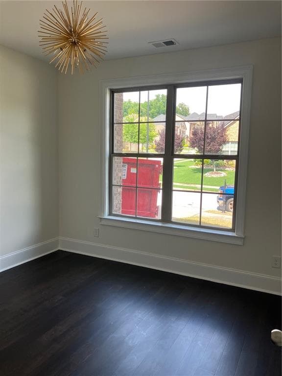 6 bedroom, 4 bathroom, 3,648 sq ft single family residence for sale at 301 Lowell Street, Atlanta, GA 30331 — photo 9