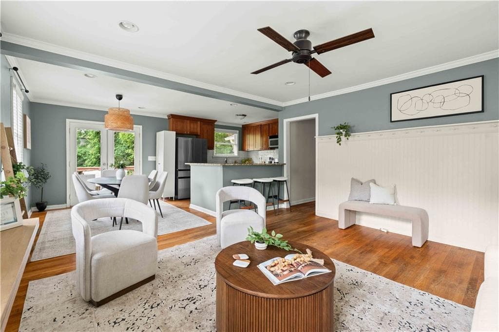 3 bedroom, 2 bathroom, 1,230 sq ft single family residence under contract at 2573 E Tupelo Street, Atlanta, GA 30317 — photo 8