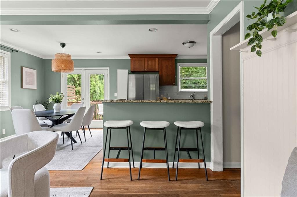 3 bedroom, 2 bathroom, 1,230 sq ft single family residence under contract at 2573 E Tupelo Street, Atlanta, GA 30317 — photo 4
