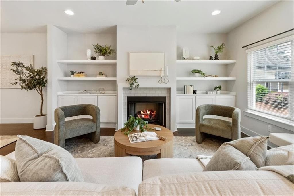 3 bedroom, 4 bathroom, 1,600 sq ft townhouse sold at 3835 Oxford Circle, Atlanta, GA 30340