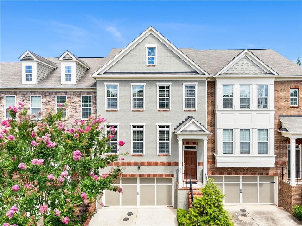 3 bedroom, 4 bathroom, 2,509 sq ft townhouse sold at 1506 Woodbridge Way, Atlanta, GA 30329