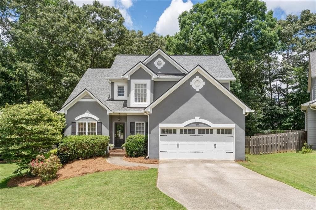 4 bedroom, 3 bathroom, 2,380 sq ft single family residence sold at 3085 Ivey Oaks Lane, Roswell, GA 30076