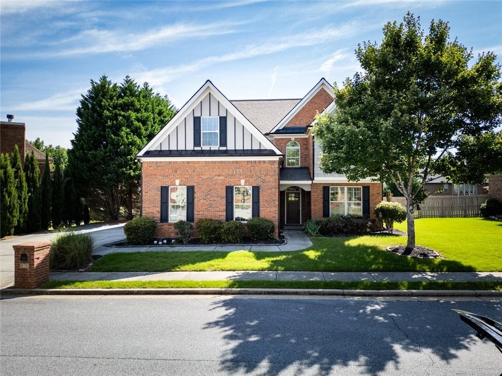 5 bedroom, 4 bathroom, 3,067 sq ft single family residence for sale at 407 Arbor Lane, Loganville, GA 30052