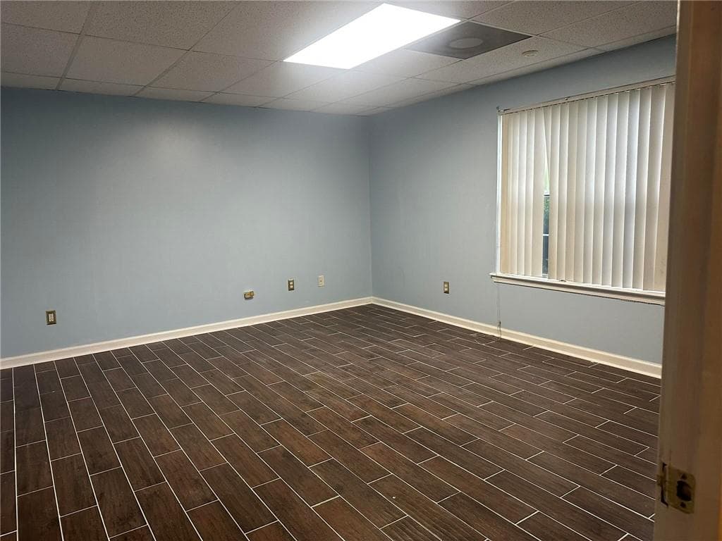 5 bedroom, 3 bathroom, 2,240 sq ft single family residence for sale at 1735 Silver Way, Lithia Springs, GA 30122 — photo 2
