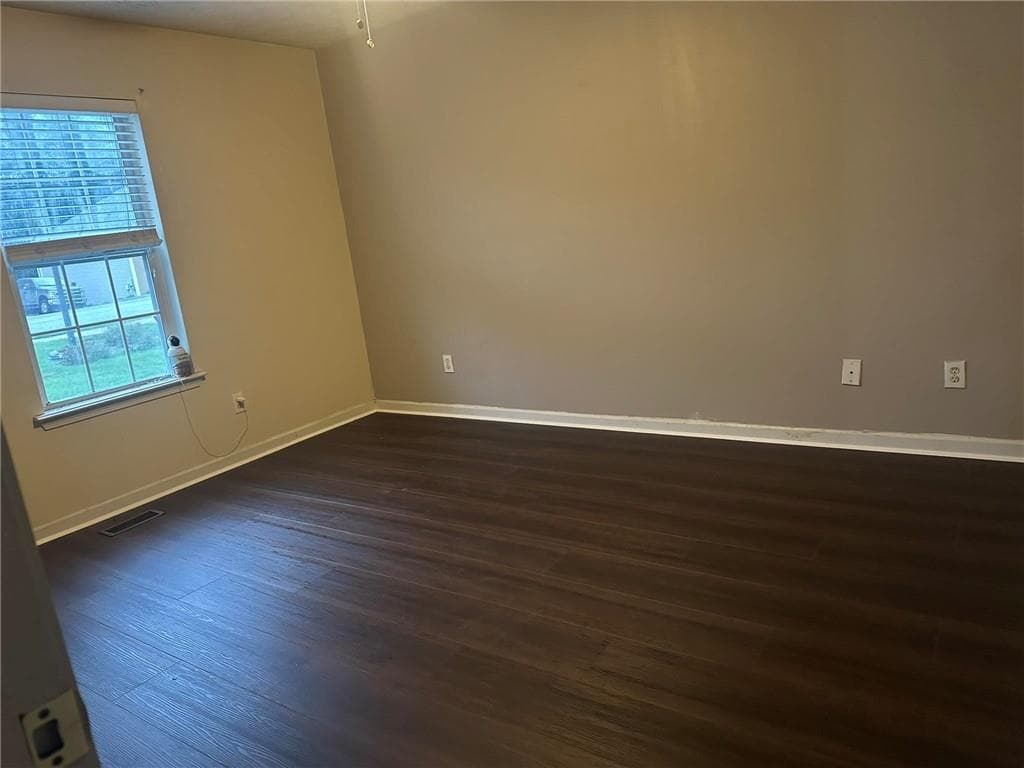 5 bedroom, 3 bathroom, 2,240 sq ft single family residence for sale at 1735 Silver Way, Lithia Springs, GA 30122 — photo 6