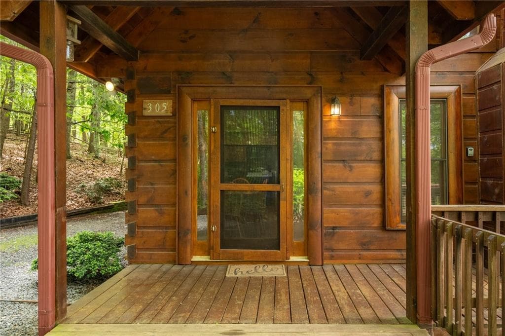 3 bedroom, 3 bathroom, 2,080 sq ft single family residence under contract at 305 Martin Crossing, Cherry Log, GA 30522 — photo 4