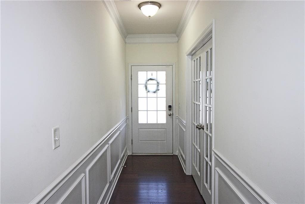 4 bedroom, 3 bathroom, 2,600 sq ft single family residence for rent at 1390 Napa Valley Drive, Lawrenceville, GA 30045 for $2,850 a month — photo 3
