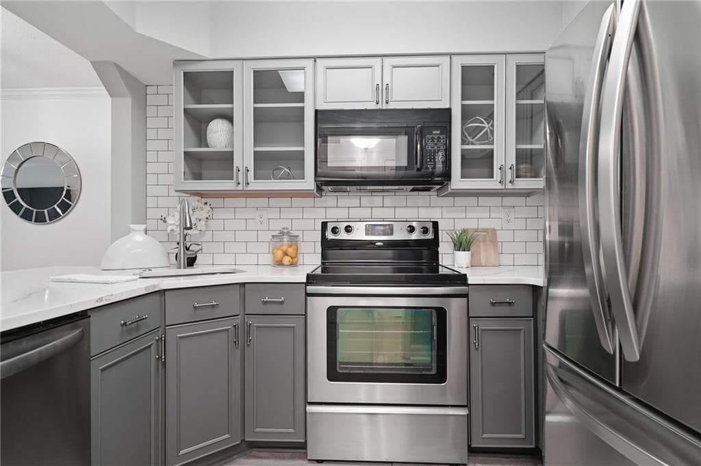 1 bedroom, 1 bathroom, 807 sq ft condominium for sale at 2870 Pharr Court South 207, Atlanta, GA 30305 — photo 7