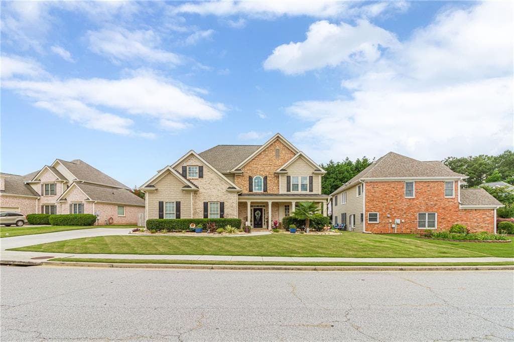 4 bedroom, 3 bathroom, 2,651 sq ft single family residence under contract at 714 Arbor Cove, Loganville, GA 30052 — photo 2