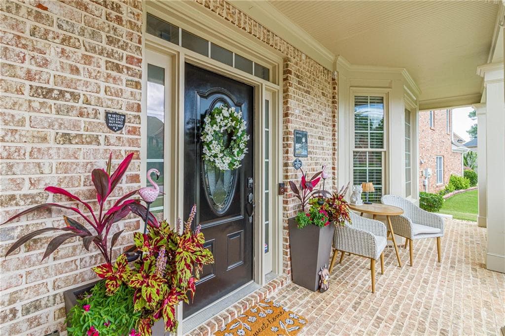 4 bedroom, 3 bathroom, 2,651 sq ft single family residence under contract at 714 Arbor Cove, Loganville, GA 30052 — photo 6