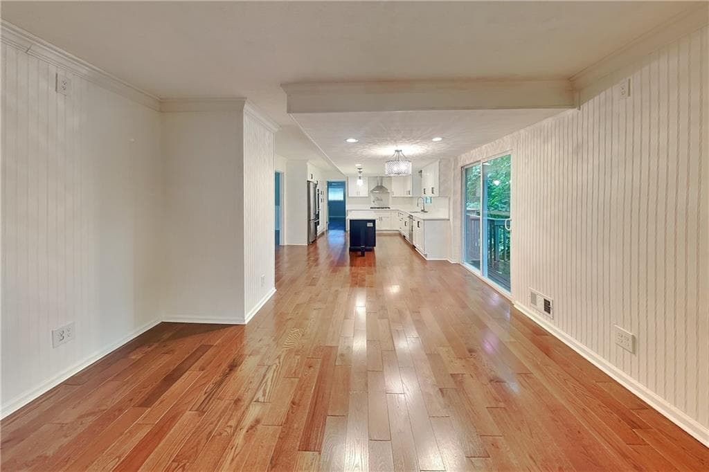4 bedroom, 4 bathroom, 2,892 sq ft single family residence for rent at 4623 Huntridge Drive, Roswell, GA 30075 for $3,250 a month — photo 2
