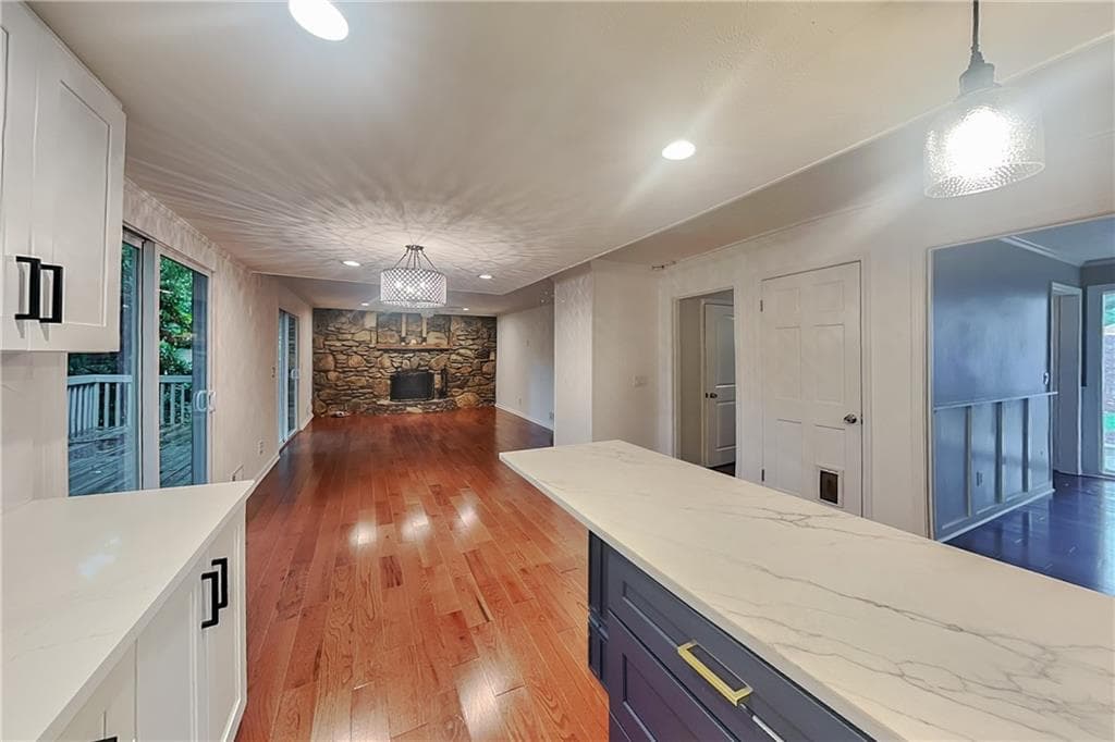 4 bedroom, 4 bathroom, 2,892 sq ft single family residence for rent at 4623 Huntridge Drive, Roswell, GA 30075 for $3,250 a month — photo 5