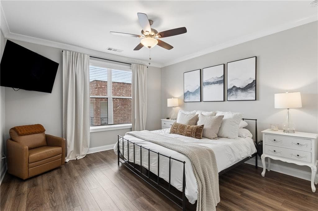 4 bedroom, 4 bathroom, 2,388 sq ft townhouse under contract at 445 Burton Drive, Alpharetta, GA 30009 — photo 4