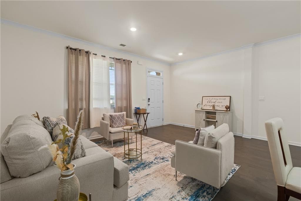 5 bedroom, 5 bathroom, 3,522 sq ft single family residence for sale at 73 Eagles Perch Road, Loganville, GA 30052 — photo 4