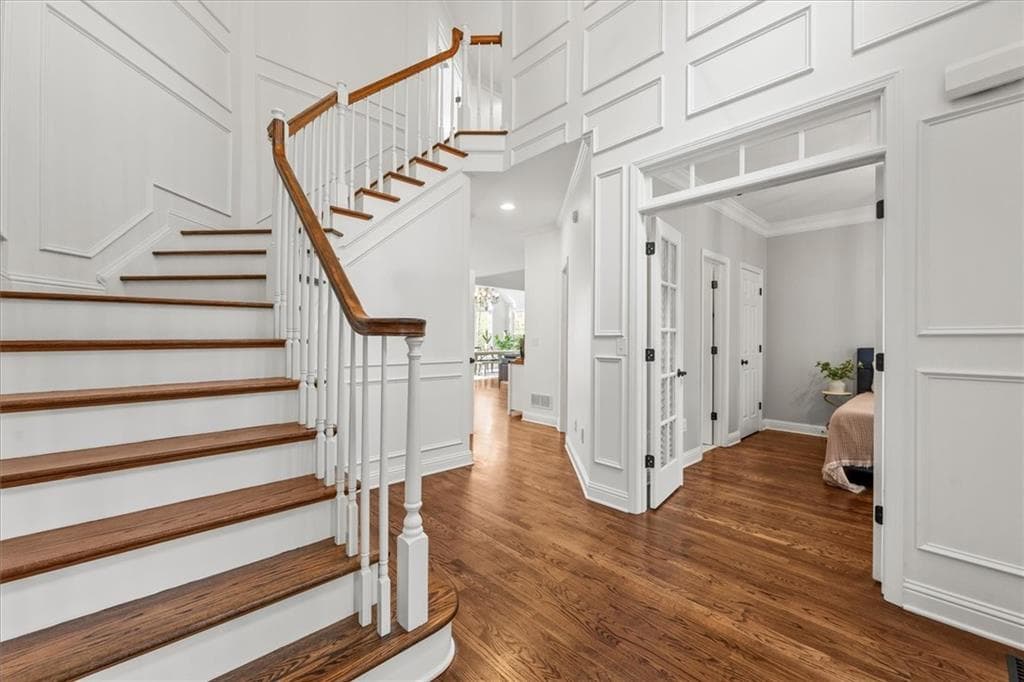 6 bedroom, 5 bathroom, 5,230 sq ft single family residence for sale at 103 Smith Forest Lane, Alpharetta, GA 30004 — photo 7