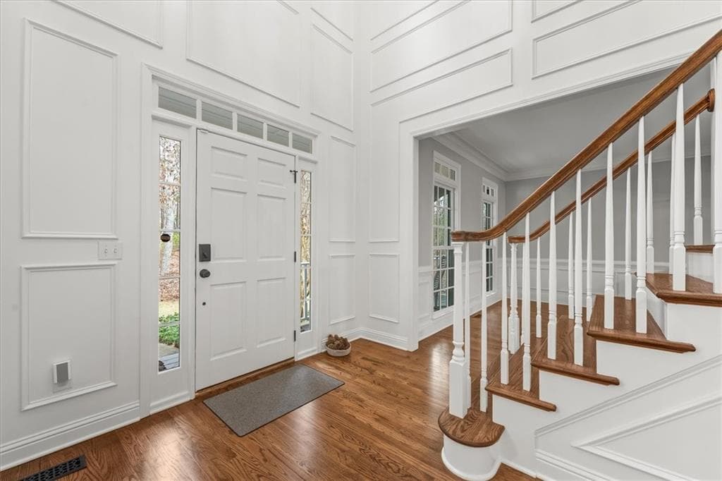 6 bedroom, 5 bathroom, 5,230 sq ft single family residence for sale at 103 Smith Forest Lane, Alpharetta, GA 30004 — photo 8