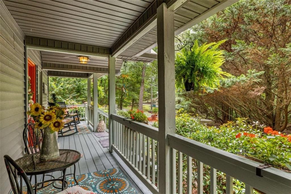 3 bedroom, 3 bathroom, 2,736 sq ft single family residence for sale at 1273 Villa Drive, Ellijay, GA 30540 — photo 4