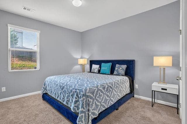 5 bedroom, 3 bathroom, 3,303 sq ft single family residence for sale at 637 Yazzie Place, Atlanta, GA 30349 — photo 7
