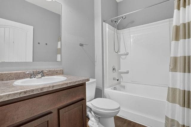 5 bedroom, 3 bathroom, 3,303 sq ft single family residence for sale at 637 Yazzie Place, Atlanta, GA 30349 — photo 8