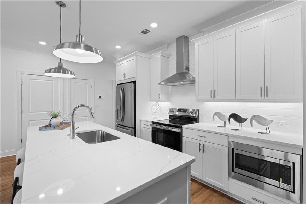 2 bedroom, 3 bathroom, 1,373 sq ft townhouse for sale at 522 Alice Way D11, Cumming, GA 30040 — photo 5